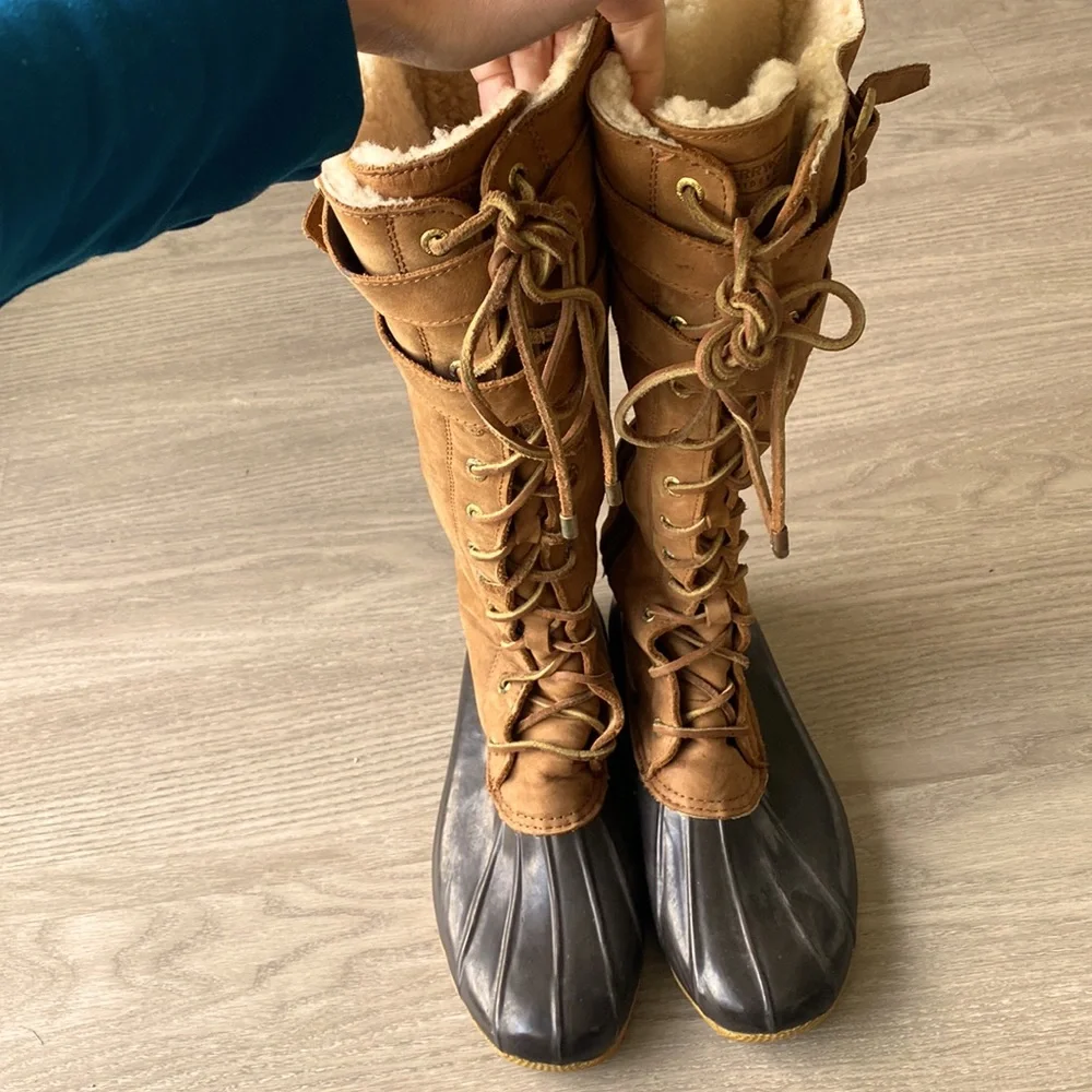 Sperry Topsider Shearling Boots - Picture 3 of 7
